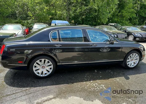 2008 Bentley Continental Flying Spur z USA, uszkodzony, nr VIN SCBBR93W98C055885